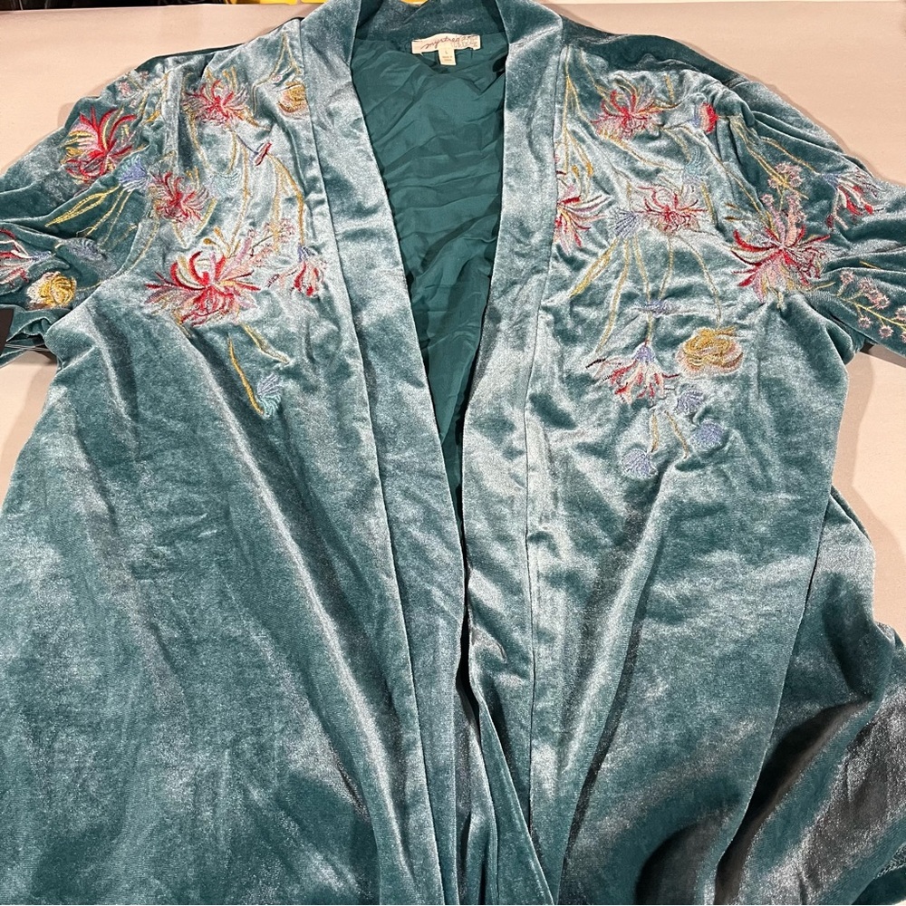 Mystree Teal Velvet Kimono with Embroidery Large - Picture 9 of 11